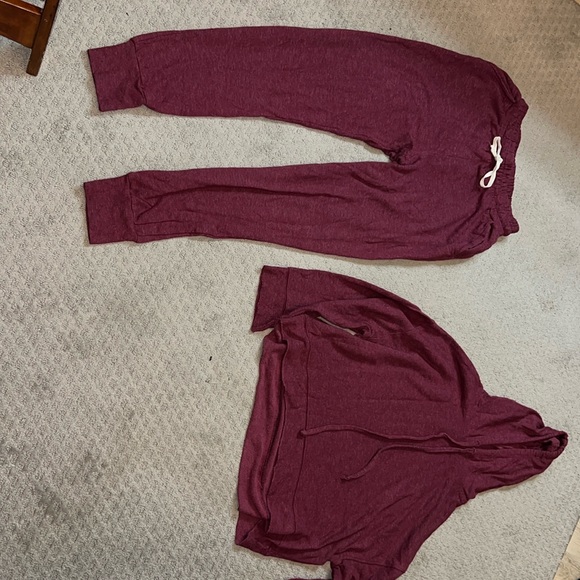 Jogger set - Picture 1 of 7